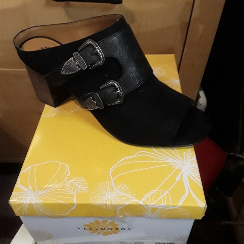 Ladies Yellow Box Mules